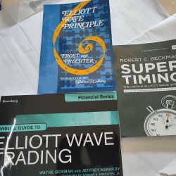  Bộ 3 Quyển Sách Elliott Wave cho Nhà Giao Dịch Chuyên Nghiệp